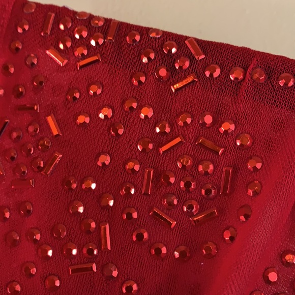 Dress - Picture 7 of 7